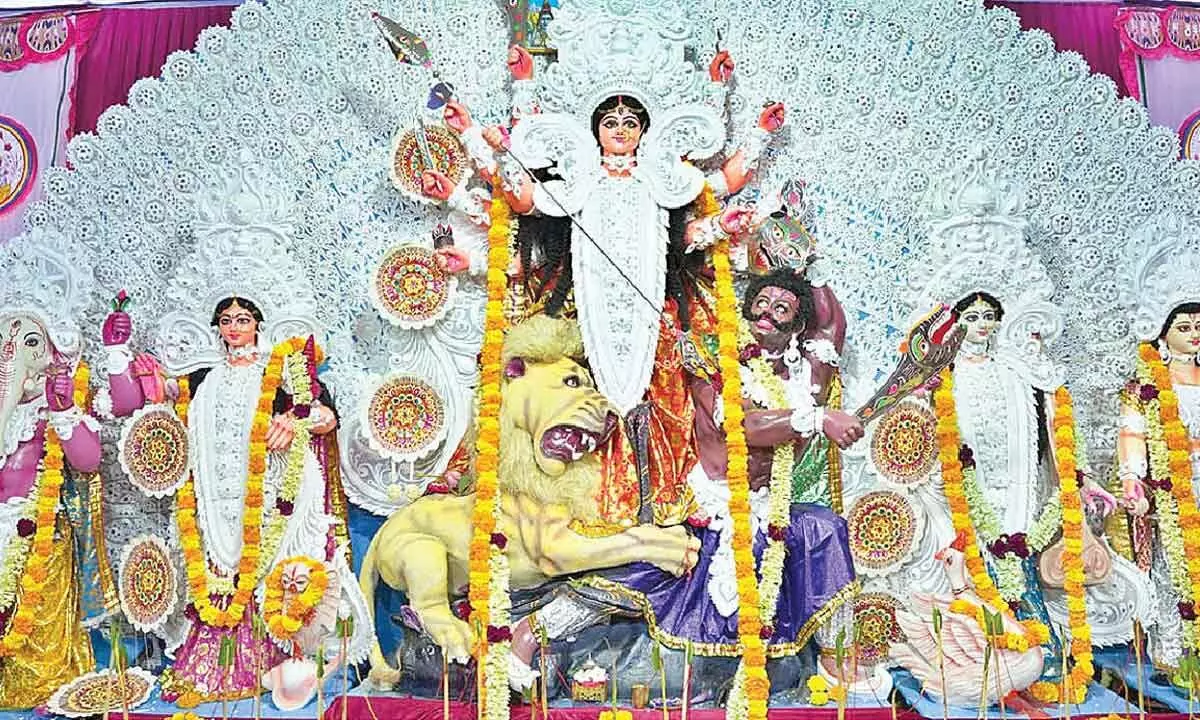 Durga pandals in city showcase nari shakti, tapestry of themes