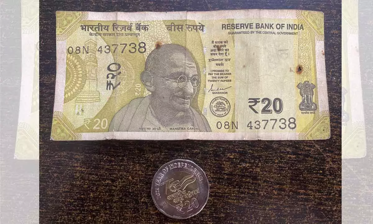 Rs 20, 10 notes disappear from circulation