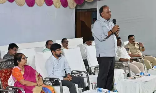 MP Vemireddy Prabhakar Reddy addressing a workshop on Swarnandhra Vision 2047 at  Sri Kasturba Kala Kshetram in Nellore on Thursday