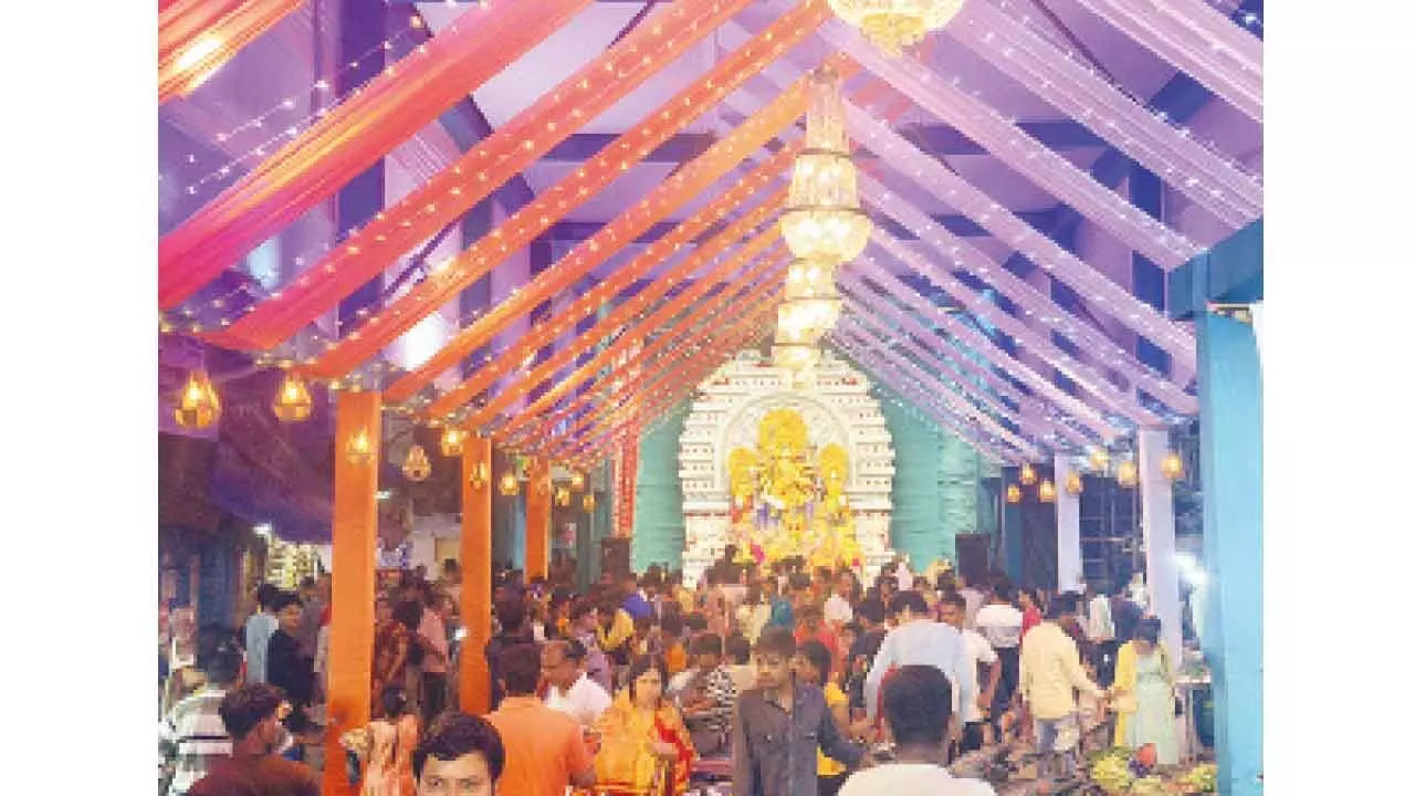 Durga Puja festivities begin in Silk City