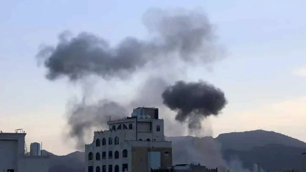 US-UK coalition launches airstrikes on Yemeni capital, cities: Houthi TV