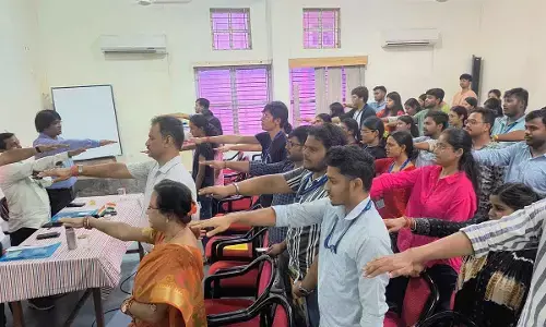 Students take pledge to donate blood regularly