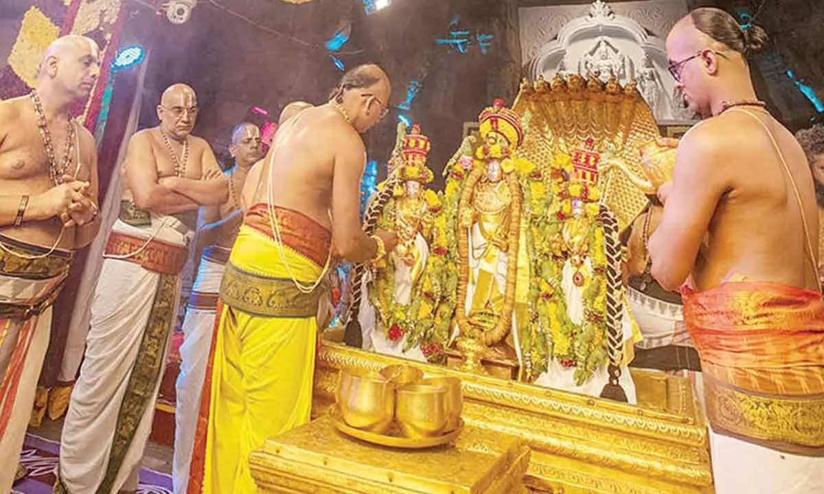 Snapana Tirumanjanam performed