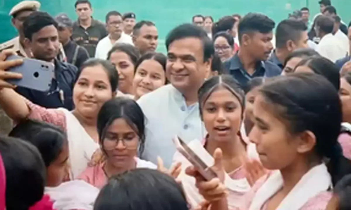 Assam CM to distribute financial aid to girl students under Nijut Moina scheme