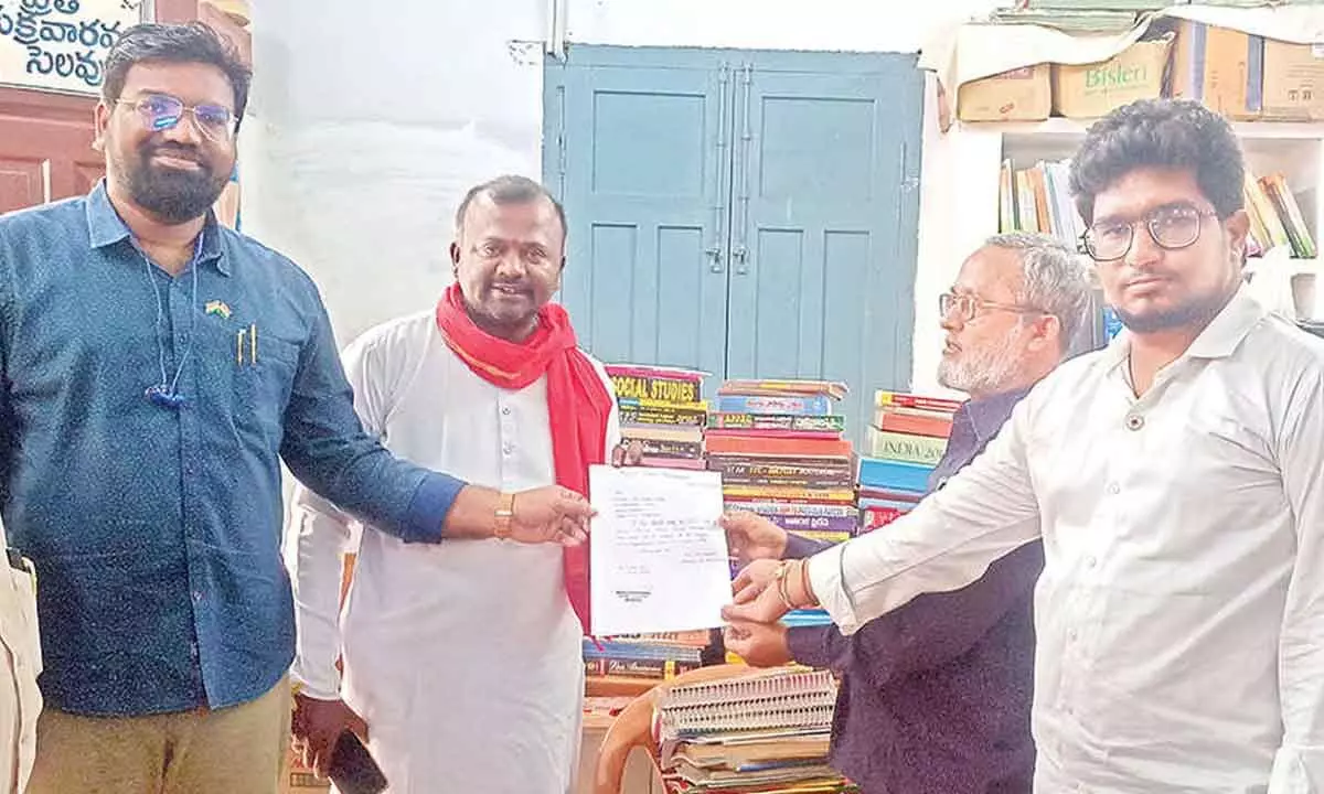 Books donated to dist library