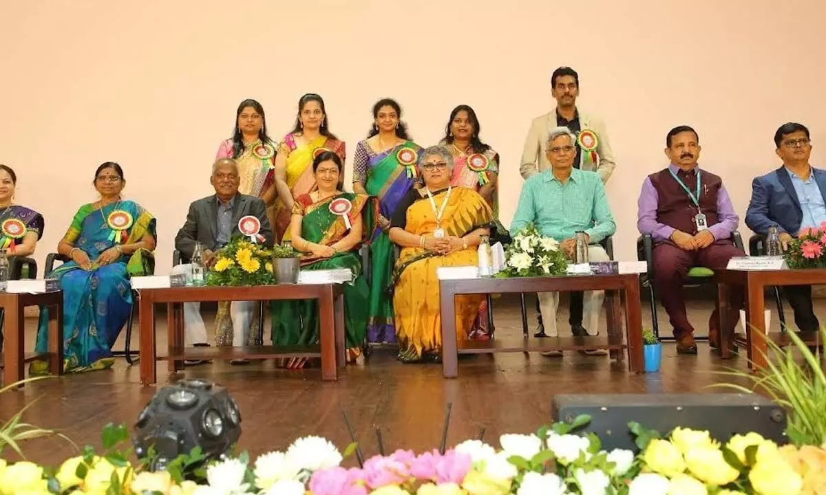 GITAM faculty members, invitees at the ‘Andhra Pradesh Pharmacologists Society National Conference-2024’ in Visakhapatnam