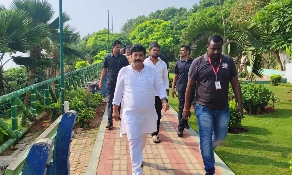 Tourism Minister Kandula Durgesh visiting Tenneti Park in Visakhapatnam on Sunday.