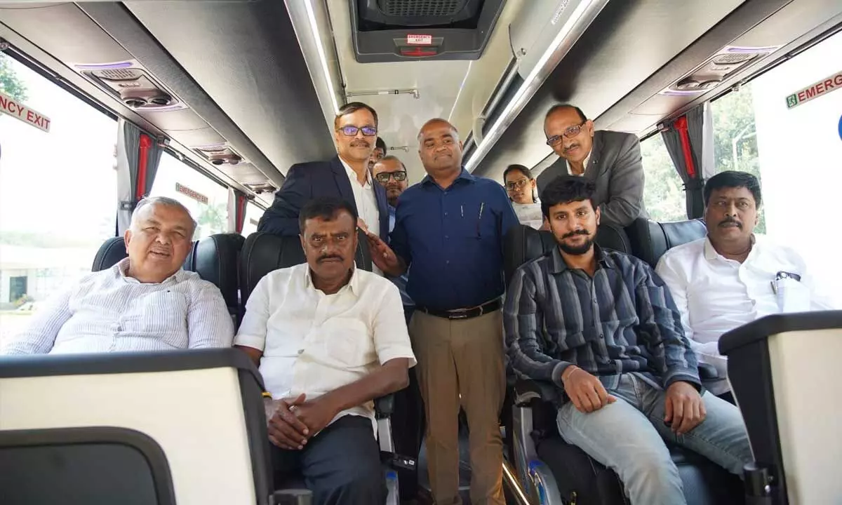 Airavat Club Class 2.0: New Volvo Bus by KSRTC