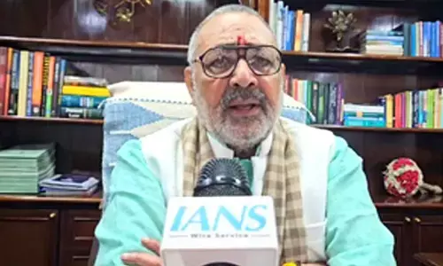 Owaisi harbours anti-India sentiments in his DNA, says Giriraj Singh