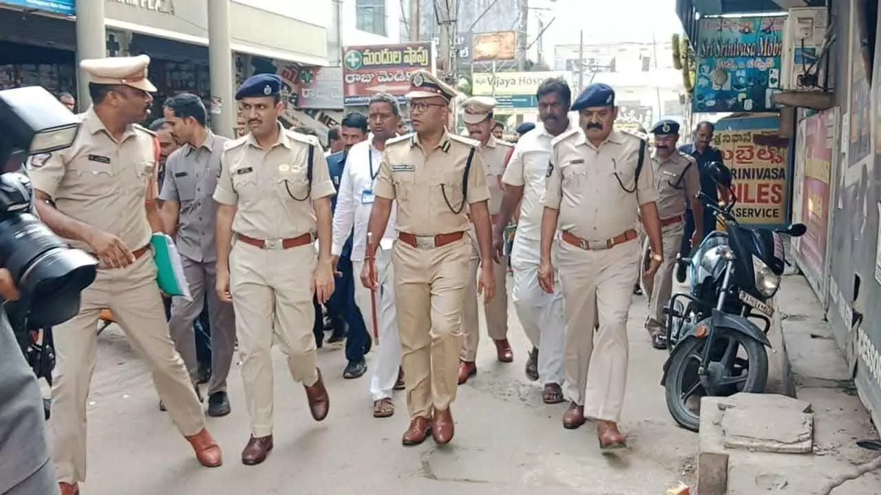 DIG GopinathJatti, SP Vakul Jindal and others inspect Pydithalli temple premises on Tuesday