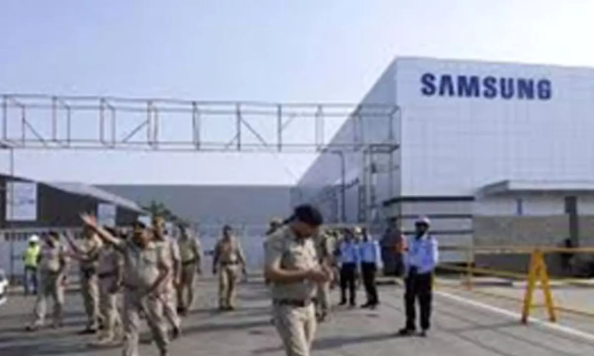 Tension near Samsung plant in Chennai after police crackdown on striking workers