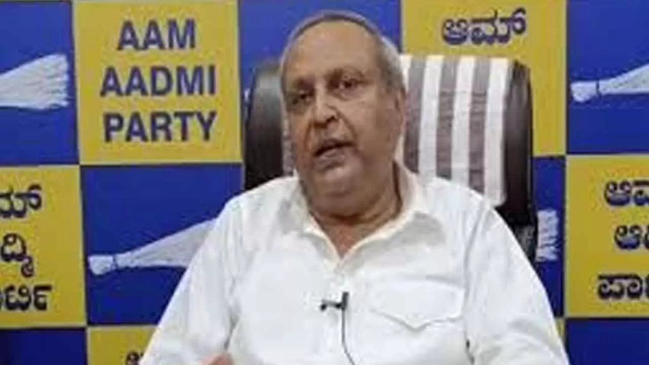 Don’t increase metro train fare, AAP urges Chief Minister Don’t increase metro train fare, AAP urges Chief Minister