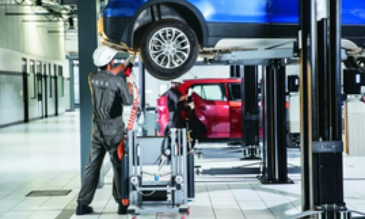 Auto sector clocks $1.9-bn worth 32 deals in Q2