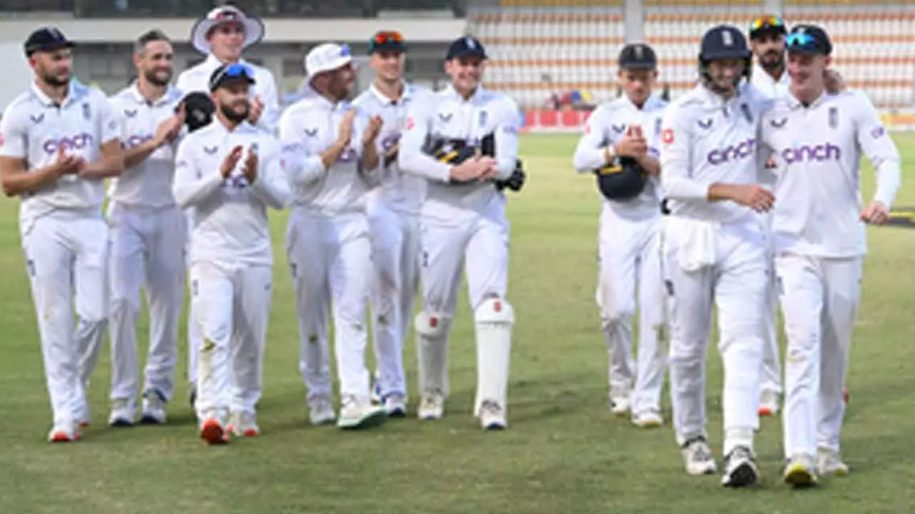 Jack Leach takes four as England thrash Pakistan by innings and 47 runs