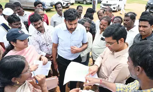 Collector inspects govt lands in Settipalli