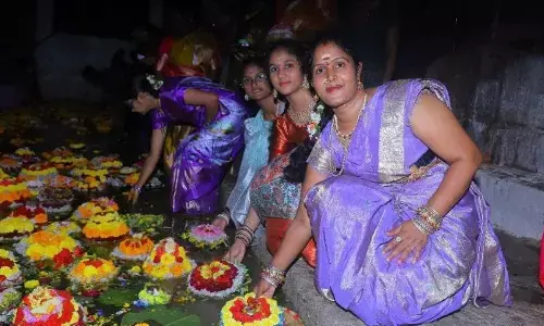 Karimnagar soaks in Bathukamma festivities