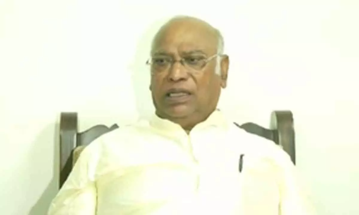 BJP is a party of terrorists, alleges Mallikarjun Kharge