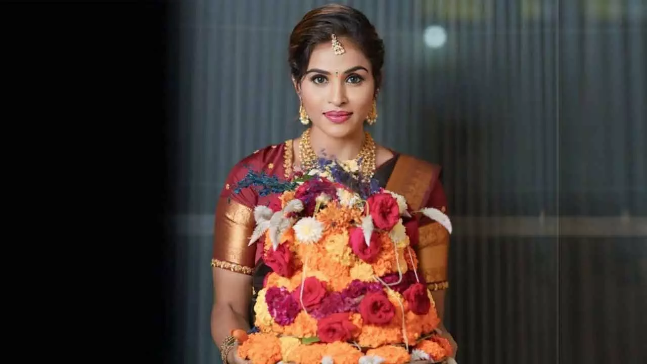 Mrs. India 2024 Hemalatha Reddy Graces Dandiya Events at Bathukamma Festival in Hyderabad