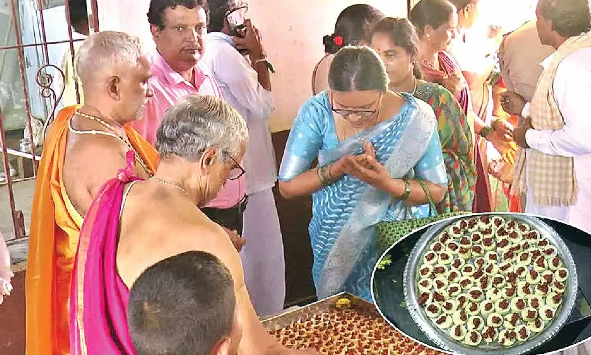 Women avail fertility medicine at Shanteshwara temple