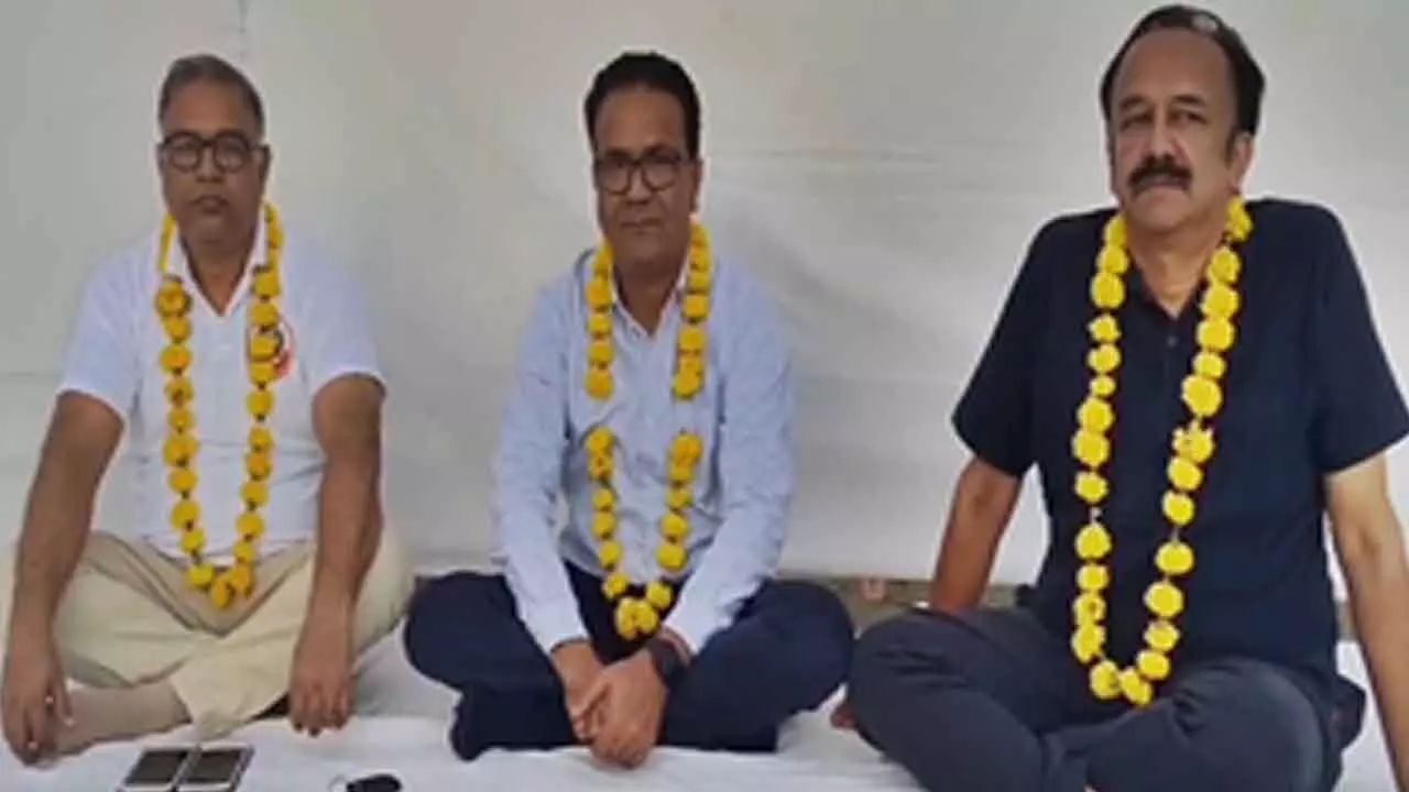 Jodhpur medicos on 12-hour hunger strike in support of protesting Kolkata doctors