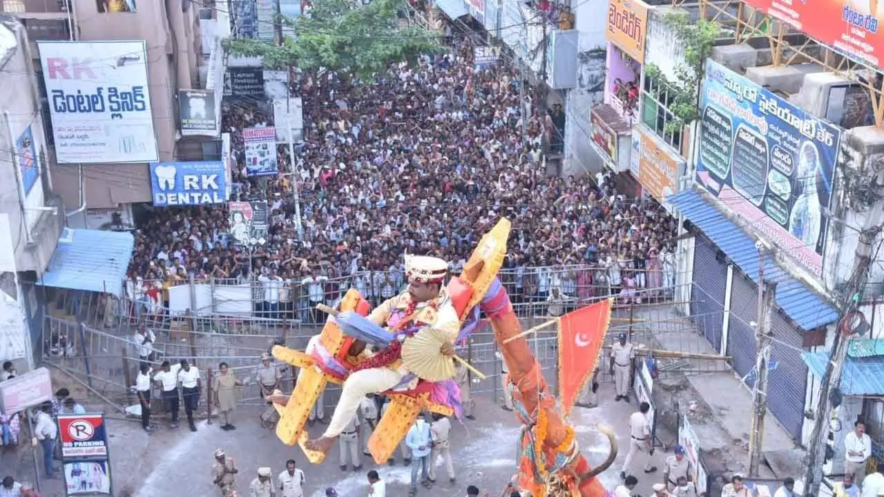 Devotional fervour marks Sirimanu Utsav