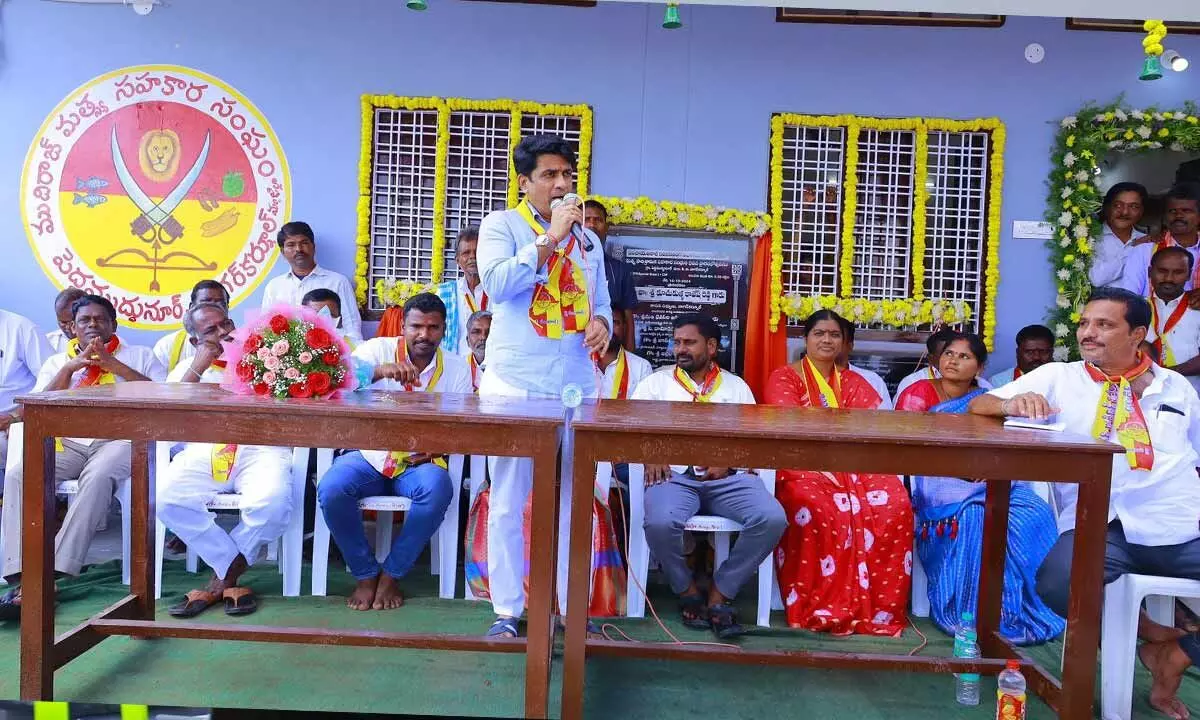 MLA Rajesh Reddy Inaugurates Mudiraj Association Building