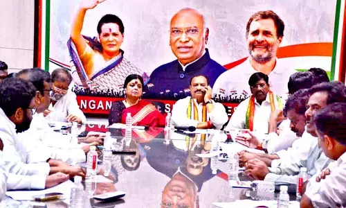 PCC chief asks partymen to bury hatchet, work unitedly