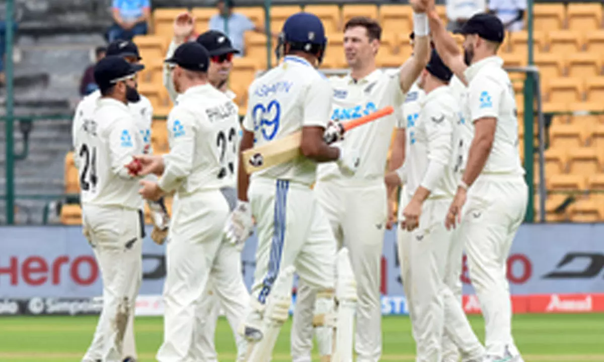 The new All Out 36? Cricket Australia trolls India after Bengaluru batting collapse