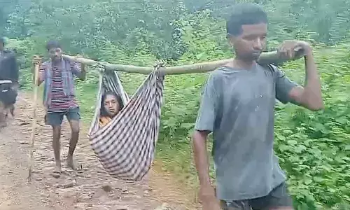 Tribals demand officials to end their ‘doli’ woes