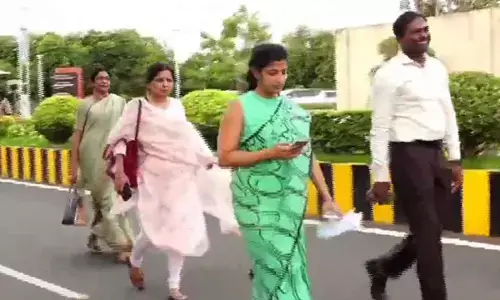 4 Telangana IAS officers report to CS