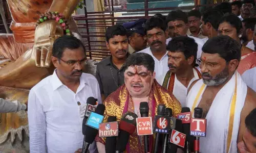 Minister Ponnam Prabhakar Prays for States Welfare, Announces Development Plans for Alampur Temples