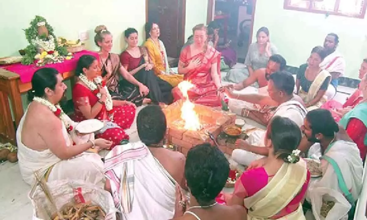 American devotees participate in Narasimha Swamy Homa