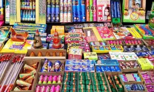 Cyberabad Police to issue licence to firecrackers shops