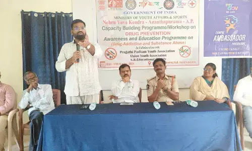 National Youth Awardee Bisathi Bharath speaking at a workshop in Anantapur