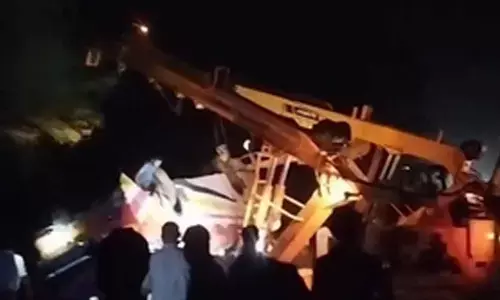 3 killed as bus falls into drain while trying to save cyclist in UPs Siddharthnagar