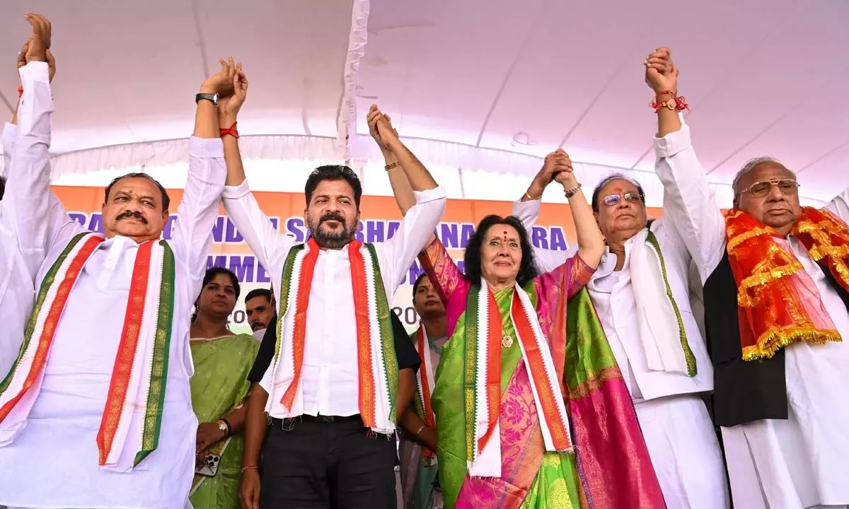 Chief Minister A Revanth Reddy, Congress president Bomma Mahesh Kumar Goud and other leaders during the 34th Rajiv Gandhi Sadbhavana Yatra Commemoration Day event, in Hyderabad on Saturday