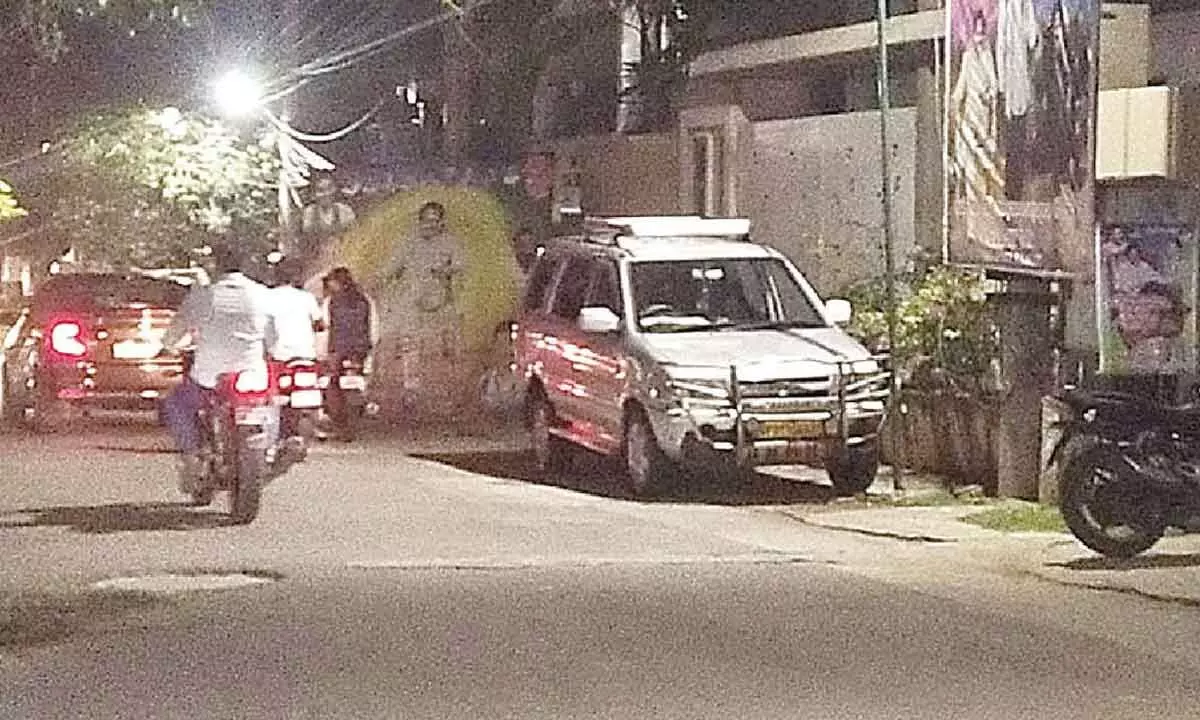 ED raids premises of Vizag ex-MP