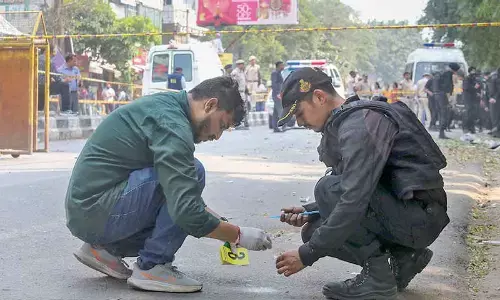 Centre unable to maintain law and order in Delhi: AAP