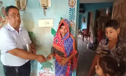 Dhenkanal: Admin helps out widow