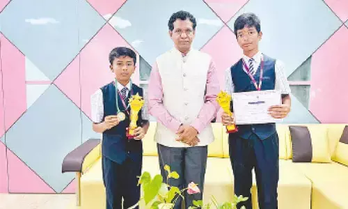 Alphores students honoured for excelling in cricket competition