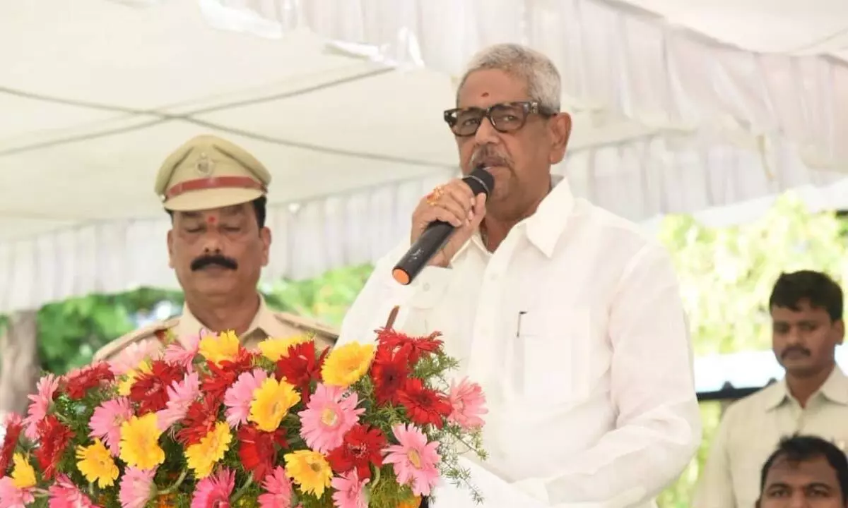 Endowments Minister Anam Ramanarayana addressing the gathering on Police Commemoration Day organised at police parade grounds in Nellore on Monday