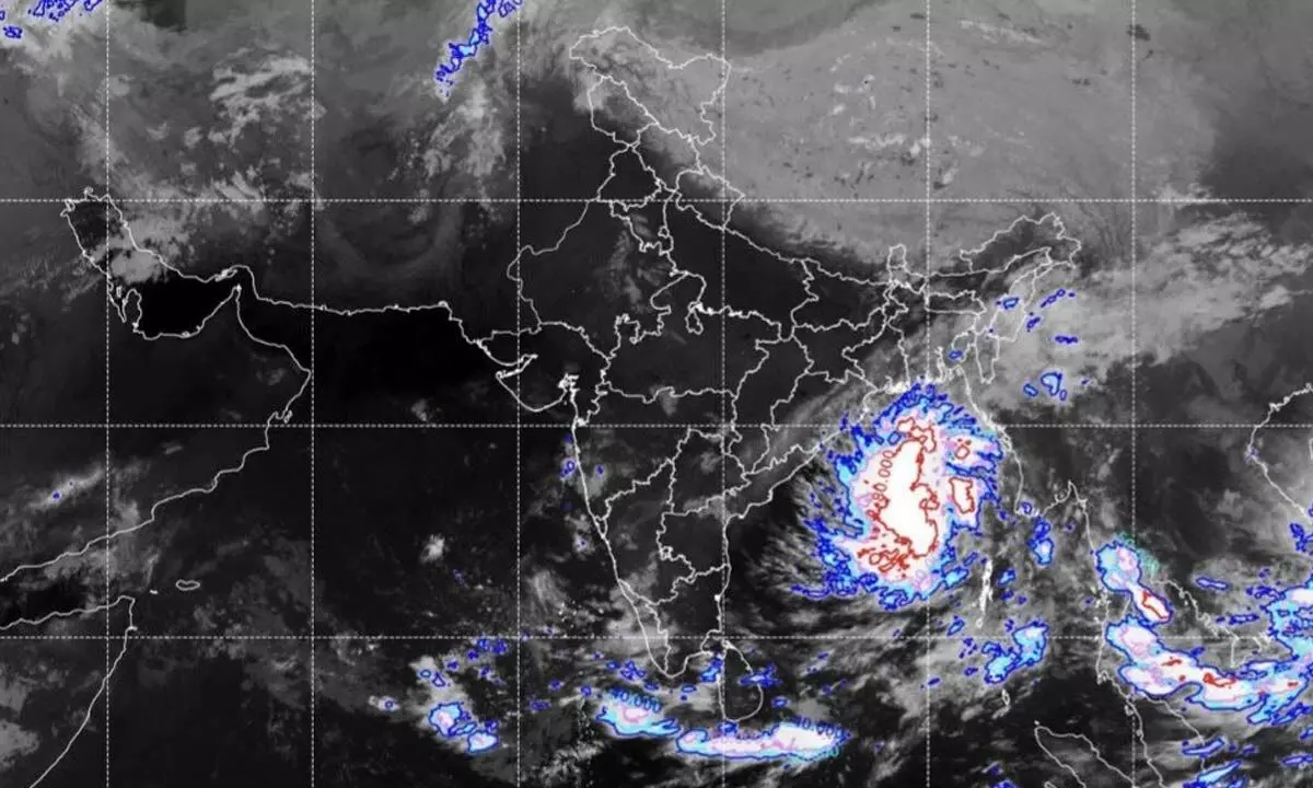 Cyclone to make landfall between Bhitarkanika and Dhamra