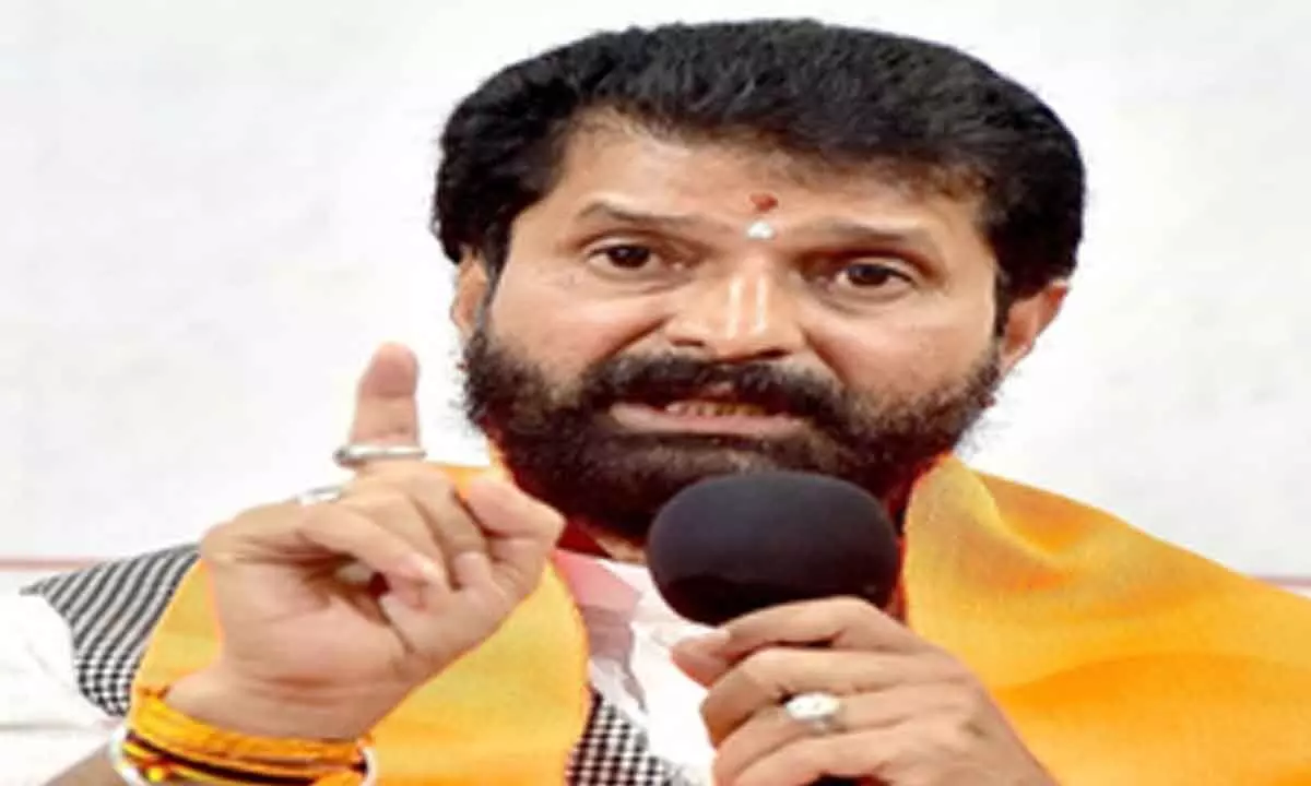 K’taka Cong has exposed its weakness by inducting Yogeshwara: BJP MLC