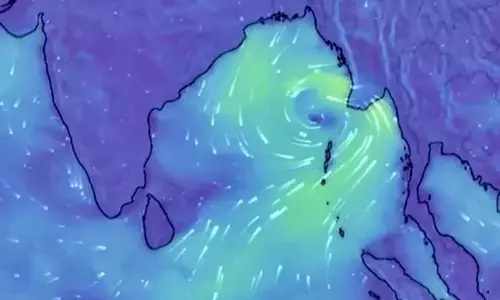 Orange alert in Jharkhand for cyclone Dana, several trains cancelled