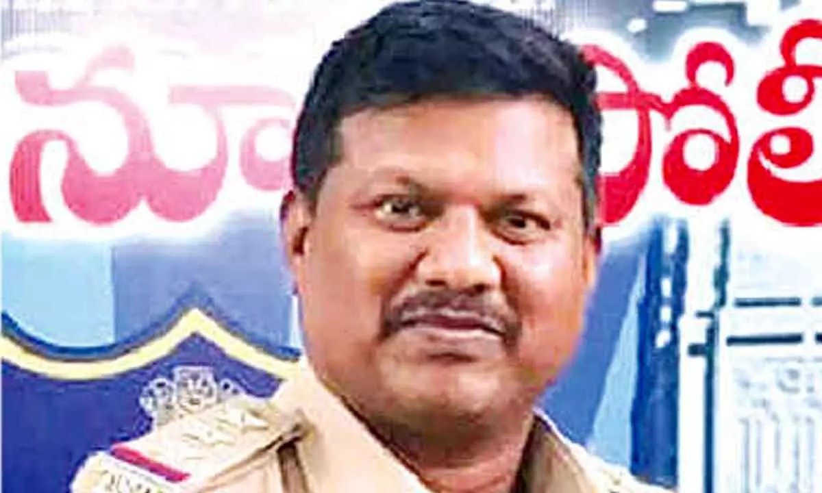 Inspector booked for molesting minor girl