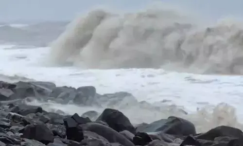 Heavy rains lash Odisha as cyclone moves closer to coast