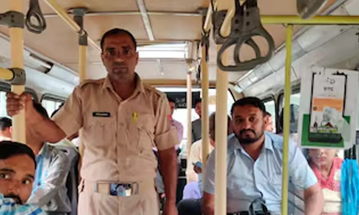 AAP, BJP claim victory over deployment of terminated bus marshals