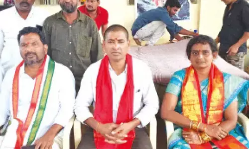 Congress leader M Siva Ganesh and social activists P Suryachandra Rao and Sridevi on a hunger strike in Gummalladoddi demanding the relocation of Assago Industries