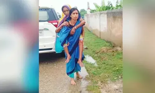 CM praises Sibani for selfless service during cyclone