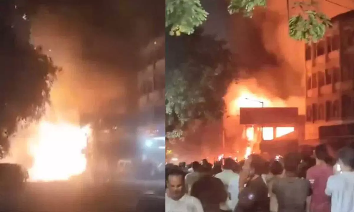 Massive fire breaks out at cracker shop in Bogulkunta